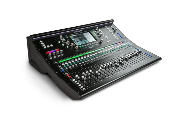 Allen & Heath SQ-6 digitales Mischpult 48 Channels / 36 Busse