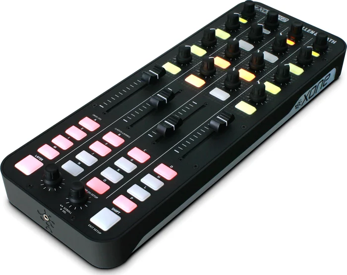 Allen & Heath XONE:K2 Controller mit USB- und X-Link Interface