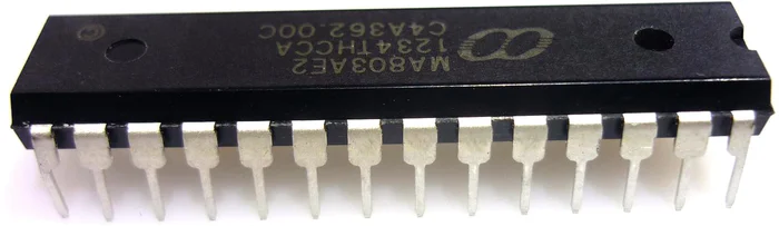 CPU TMH-9 Pan/Tilt neben ULN 2803