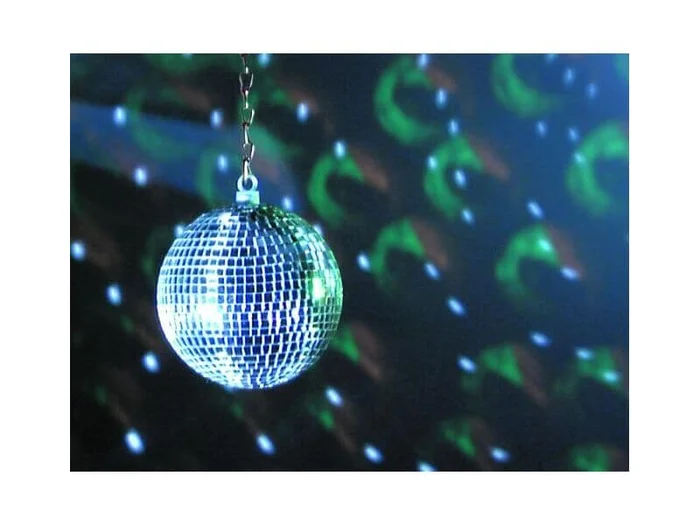 Spiegelkugel 10cm mit Echtglasfacetten