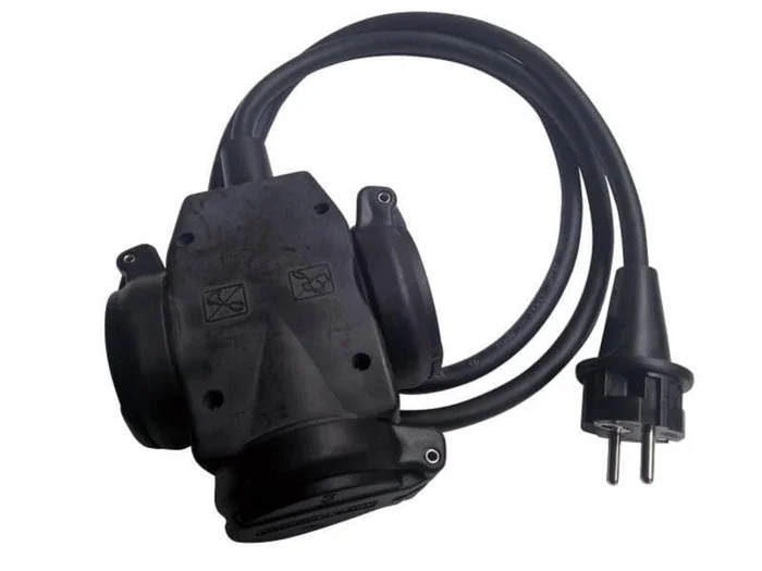 Ultralite Schutzkontaktkabel 3×2.5mm², 20m, mit 3-fach Verteiler Gummikuppl., konfektioniert, H07RN-F, IP44, mit Beschriftungstülle,