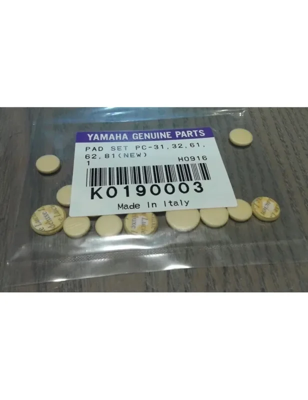 YAMAHA juego zapatillas originales para flautín YPC-62